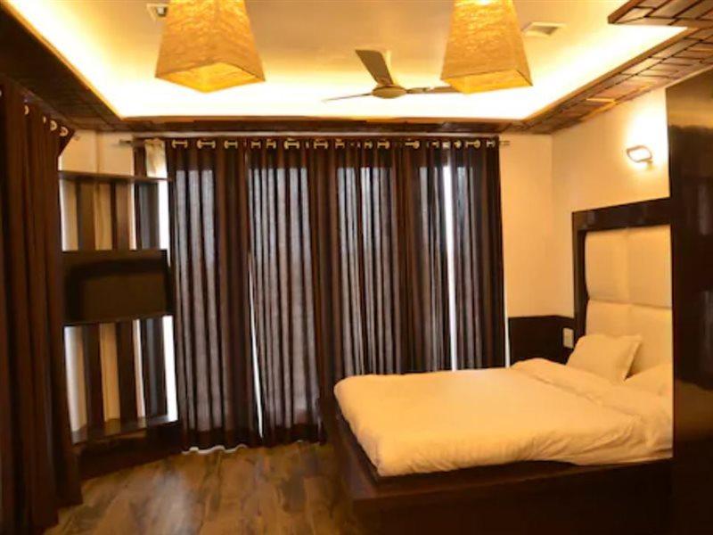 Hotel Bellevue Inn Ganganagar Экстерьер фото